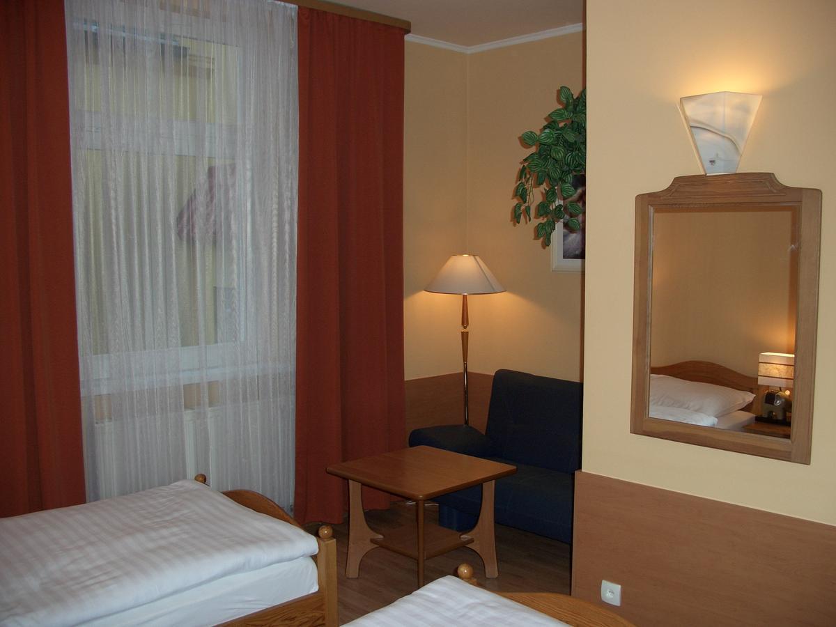 Hotel Alga Ustka Exterior foto